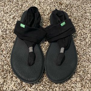 Sanuk sandals